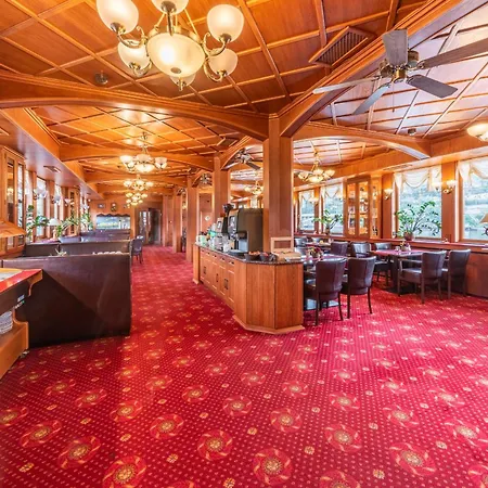Botel Albatros