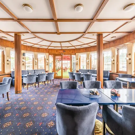 Botel Albatros Prague