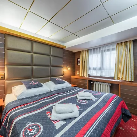 Úszó hotel Albatros