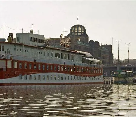 Albatros Botel Prague