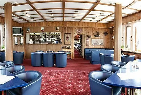 Albatros Úszó hotel Prága