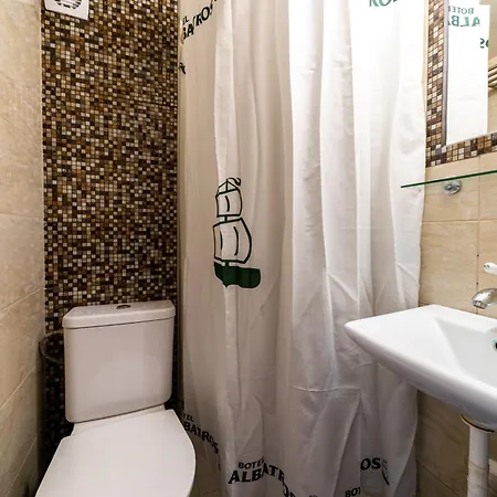 Albatros Båthotell 3*