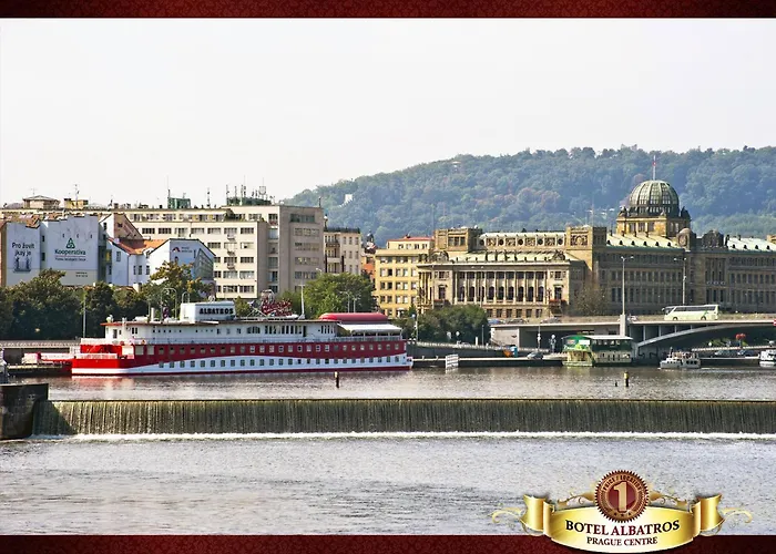 船上ホテル Albatros プラハ