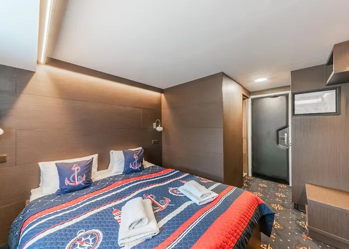 Albatros 船上ホテル プラハ