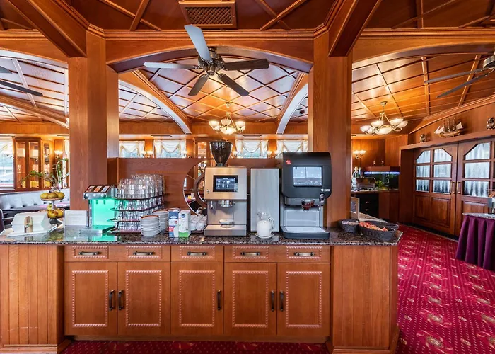 Albatros 船上ホテル プラハ