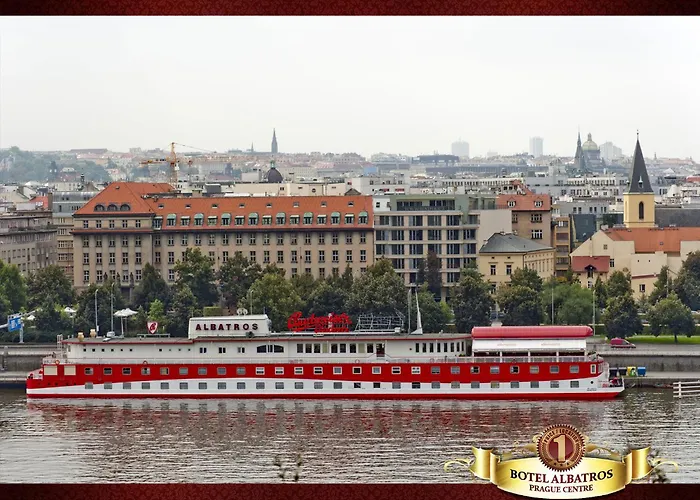 船上ホテル Albatros プラハ