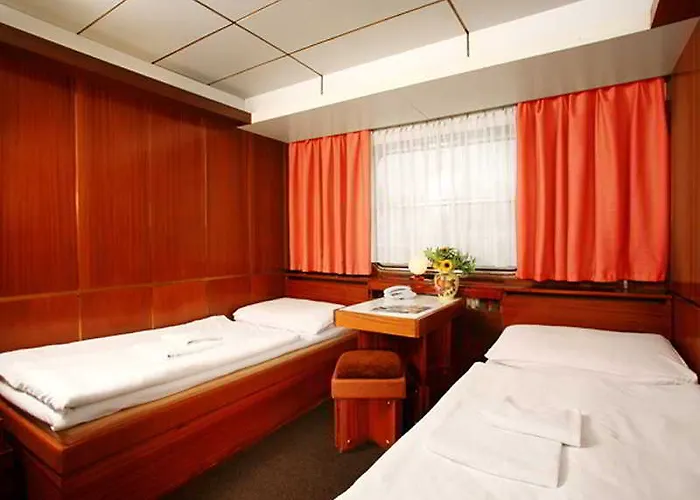 Albatros 船上ホテル プラハ