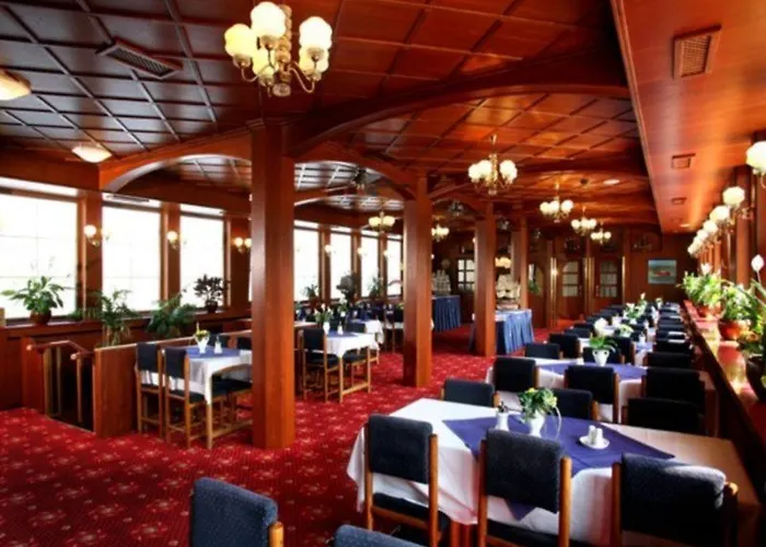 Albatros 船上ホテル プラハ