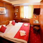 Bateau-hôtel Albatros