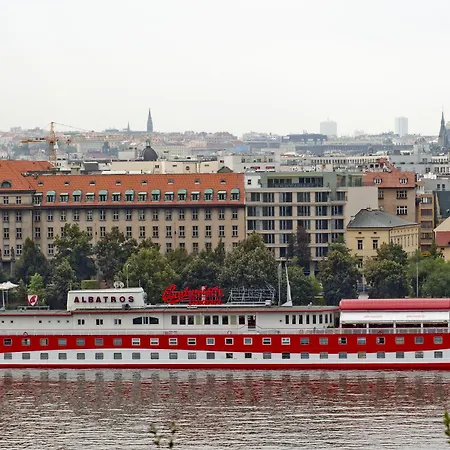 Botel Albatros Praga